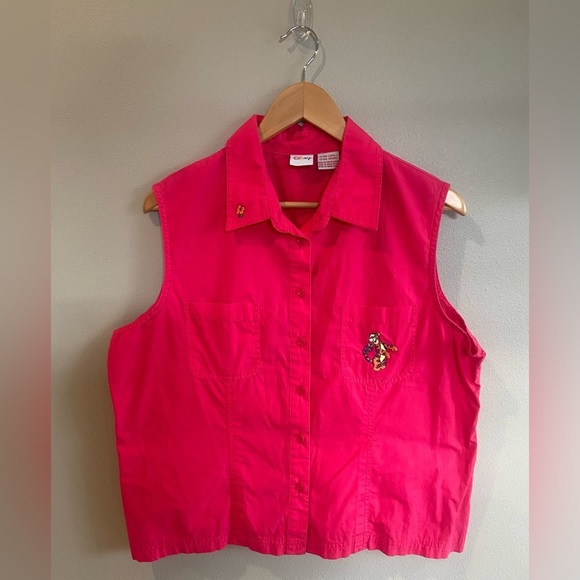 Disney Tops - DISNEY Vintage Y2K Tigger Sleeveless Button Up Pink XL 100% Cotton